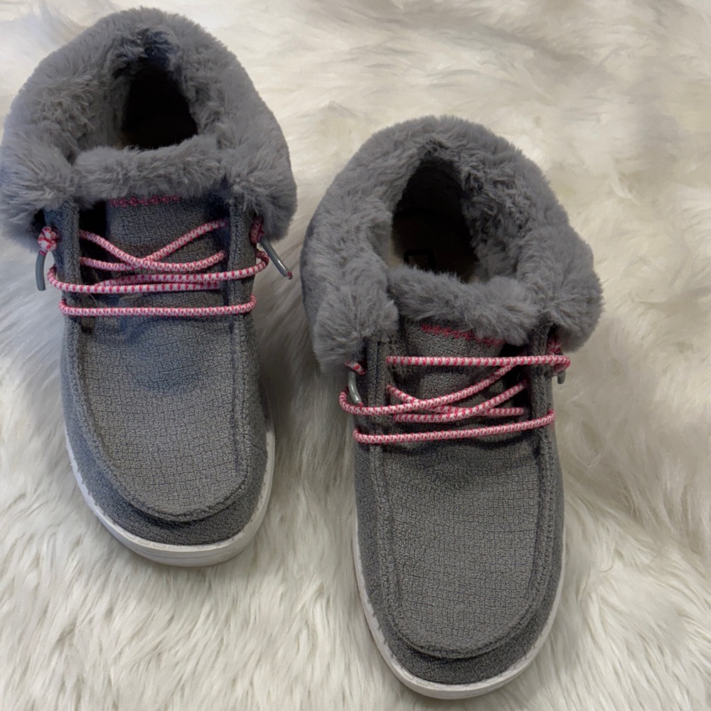 Hey Dude Gray Ankle Boots with Pink Laces
